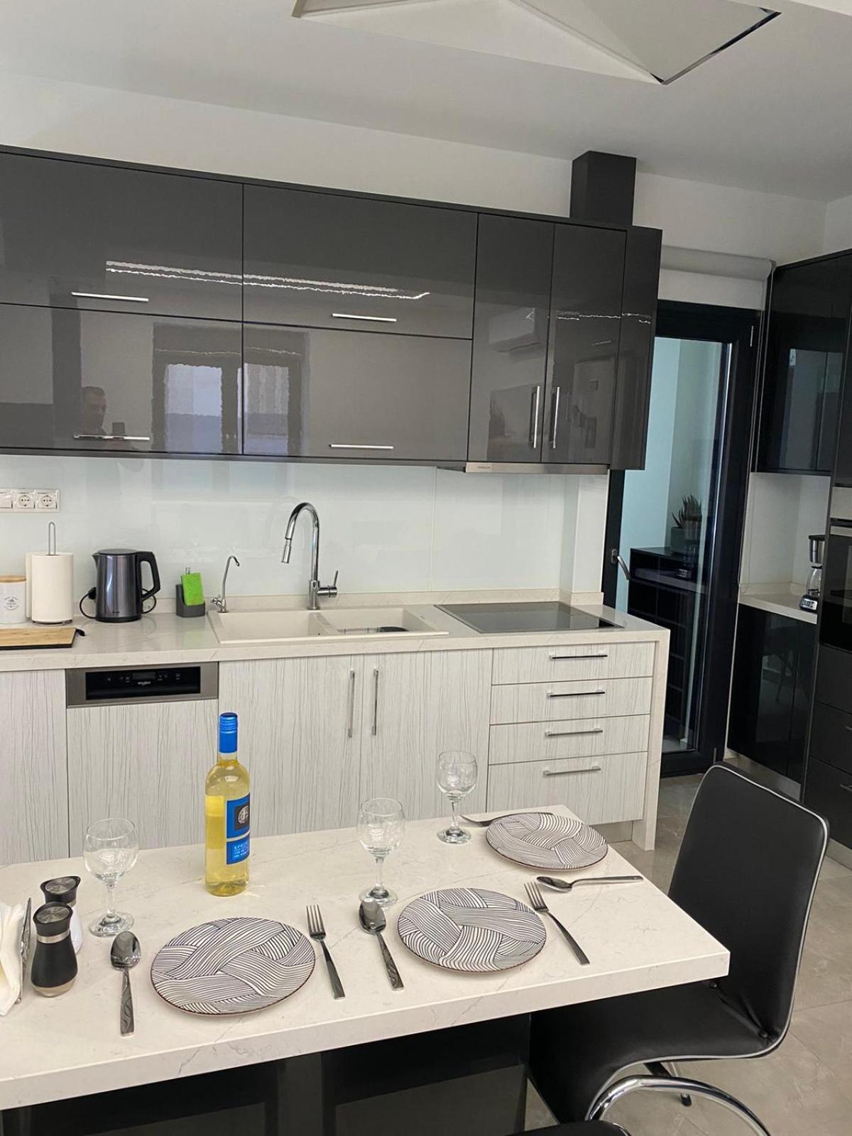 Ivory Style Maisonette Near Downtown Villa Heraklion Exteriör bild