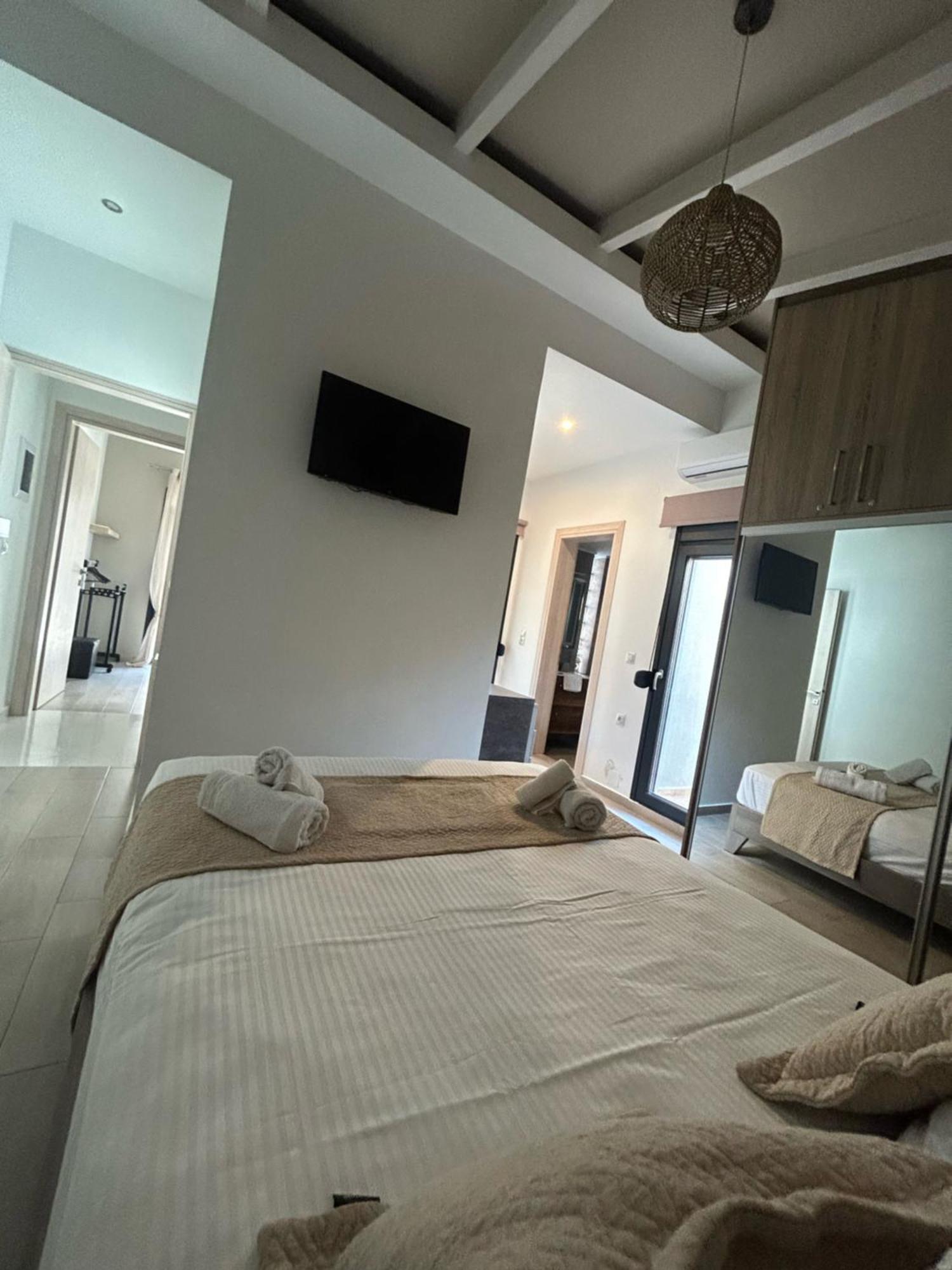 Ivory Style Maisonette Near Downtown Villa Heraklion Exteriör bild